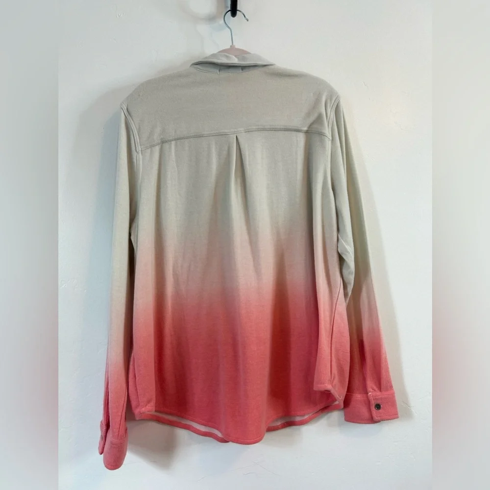 NWT Maurices Ombré Long Sleeve Button Down Size 1X - Picture 3 of 6